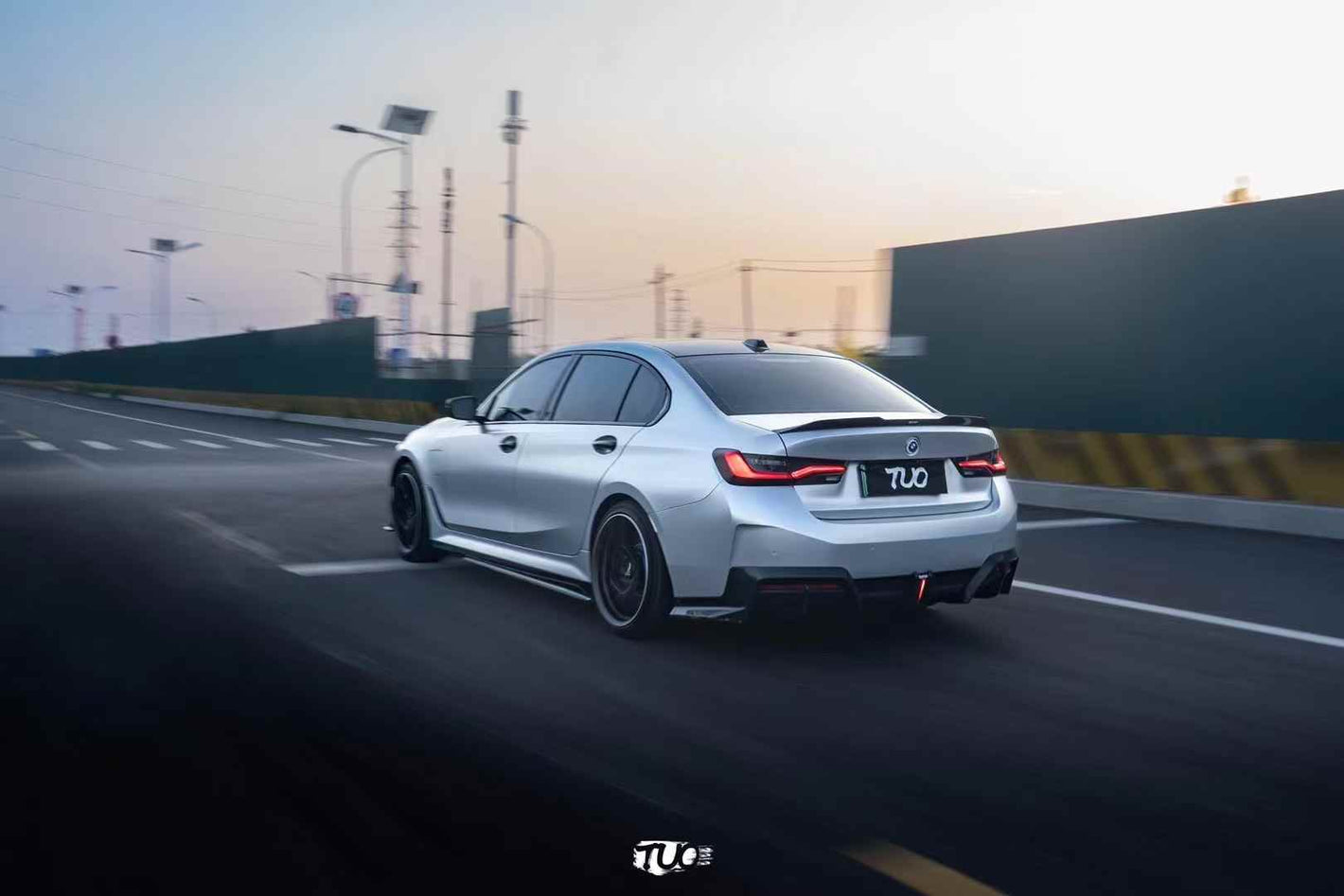 BMW i3 2022+ Dry Carbon Fiber Full Bodykit , Front Lip , Rear Diffuser , Spoiler, Side skirts